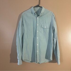 J Crew Light Green Button-Up Shirt Size Medium